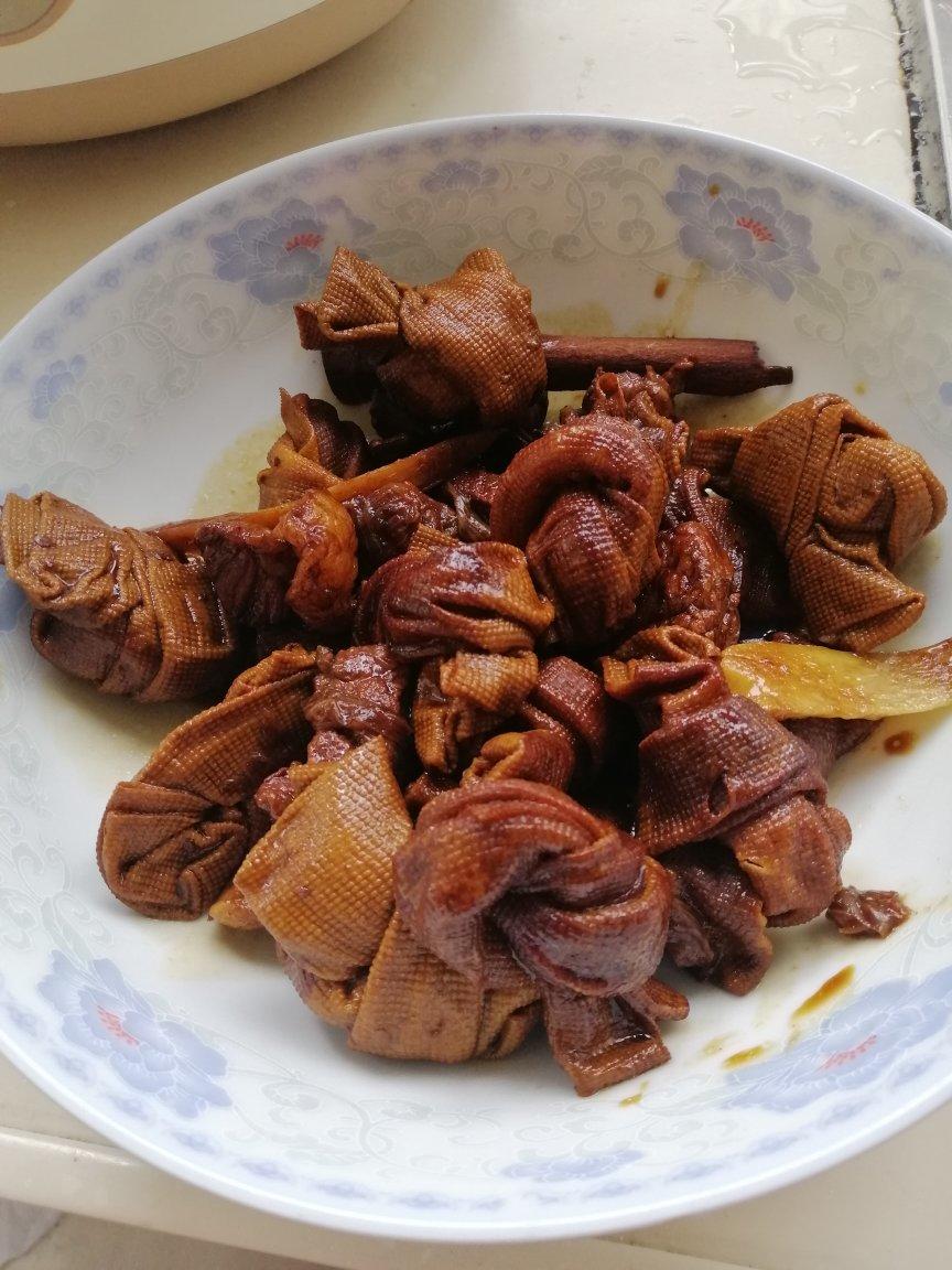 百叶结红烧肉