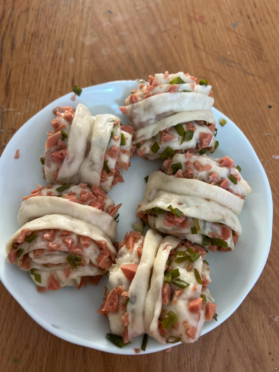 最好吃的火腿葱香花卷—附让葱不变黄的小窍门