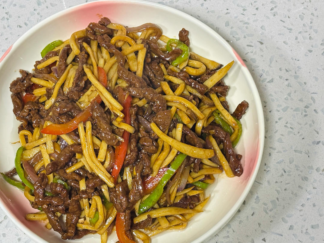 香嫩浓郁的酱香黑椒牛肉