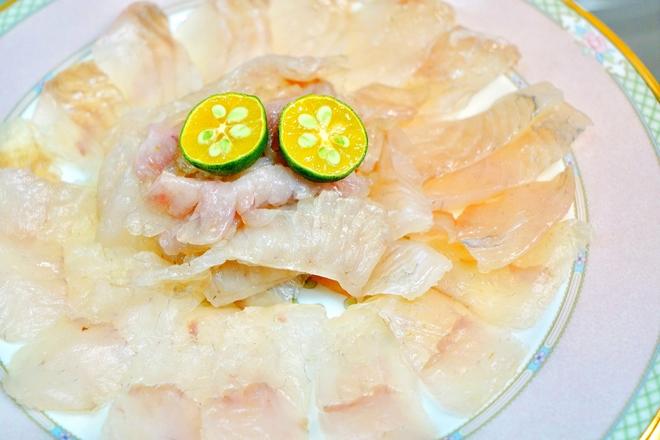 日式昆布腌比目鱼刺身的做法