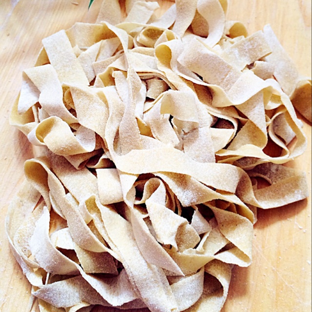 手工面条之鸡蛋面条