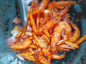 麻辣干锅虾的做法 步骤8