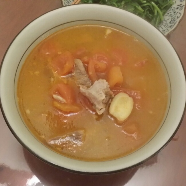 西红柿炖牛肉，酸酸的开胃菜