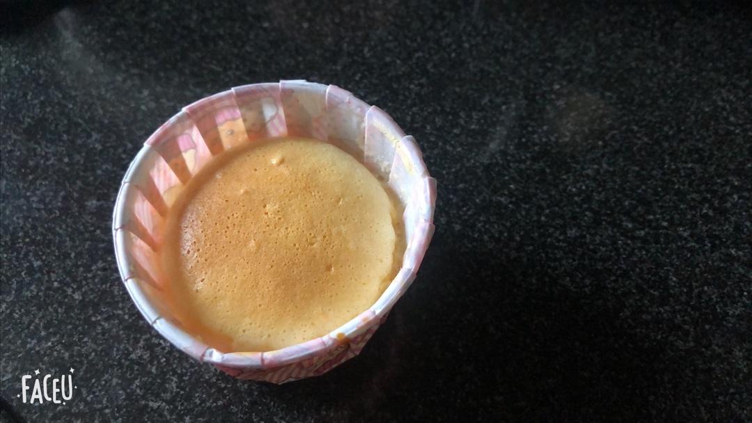 焦糖布丁轻乳酪蛋糕