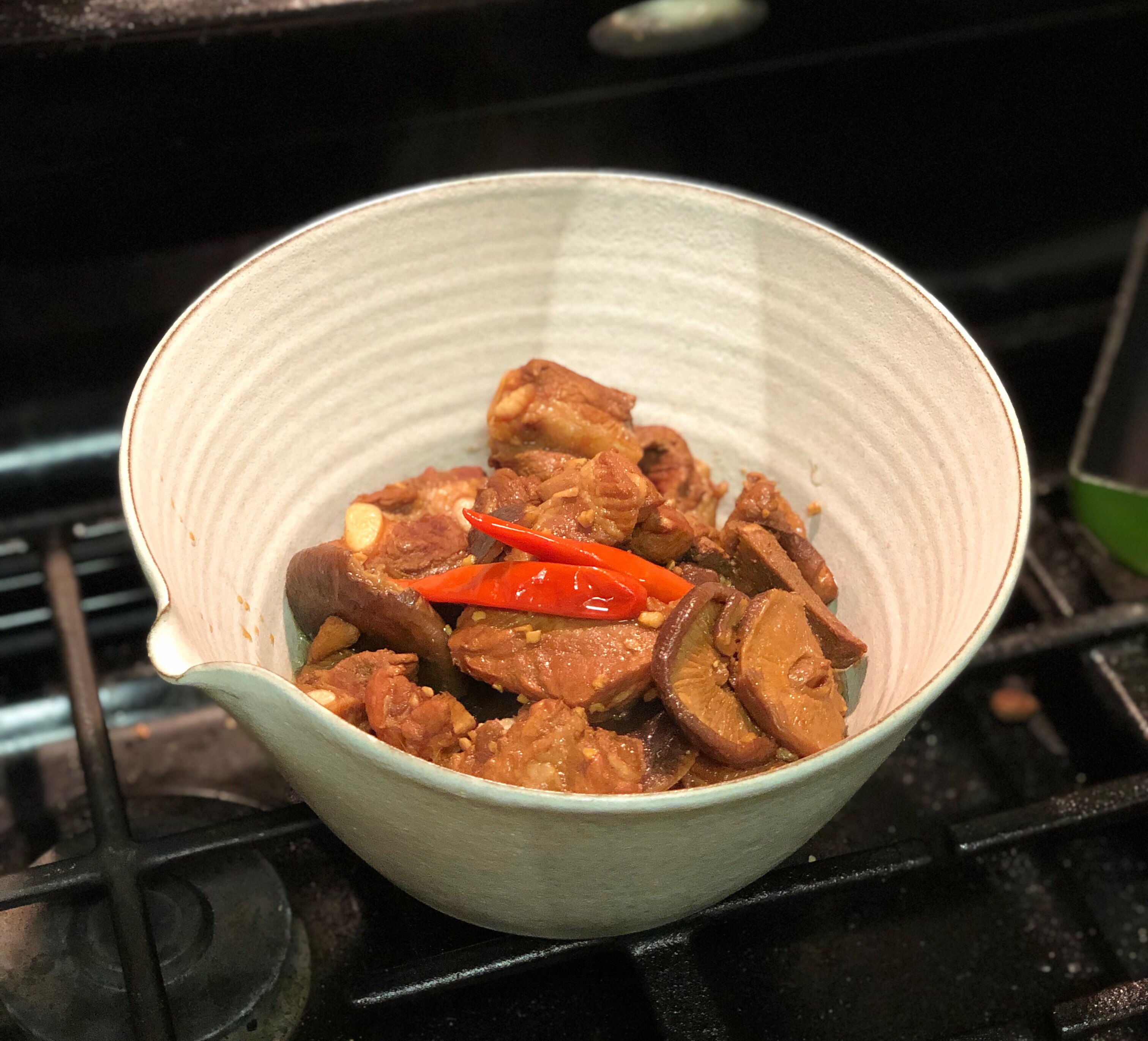 砂锅焖香菇排骨（家庭版）的做法