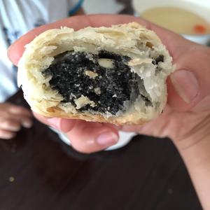 椒盐黑麻馅——苏式月饼的做法 步骤11