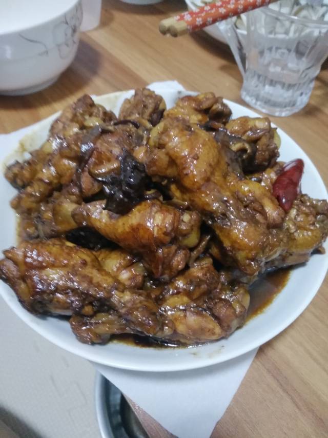 红烧鸡翅根