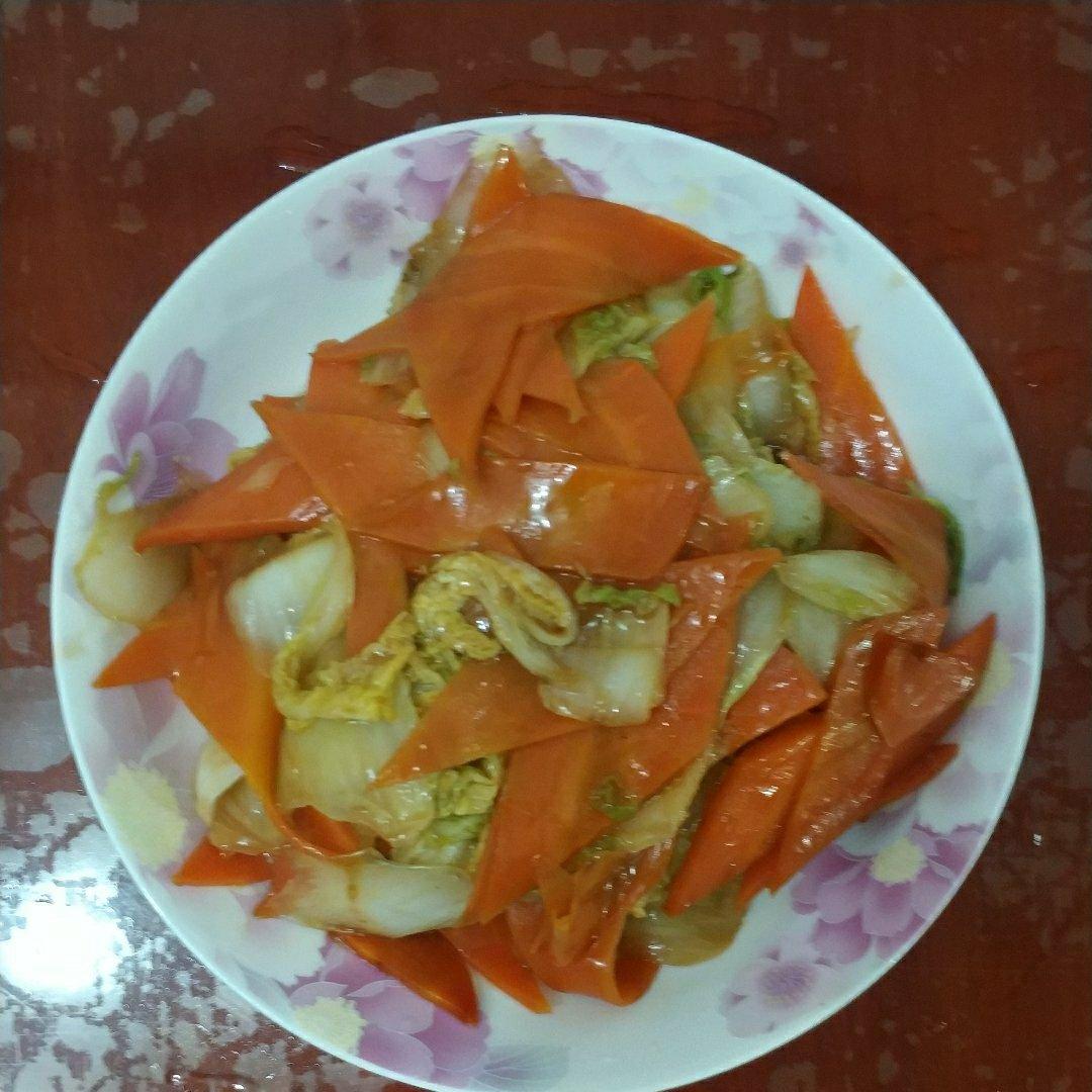 木耳胡萝卜炒白菜