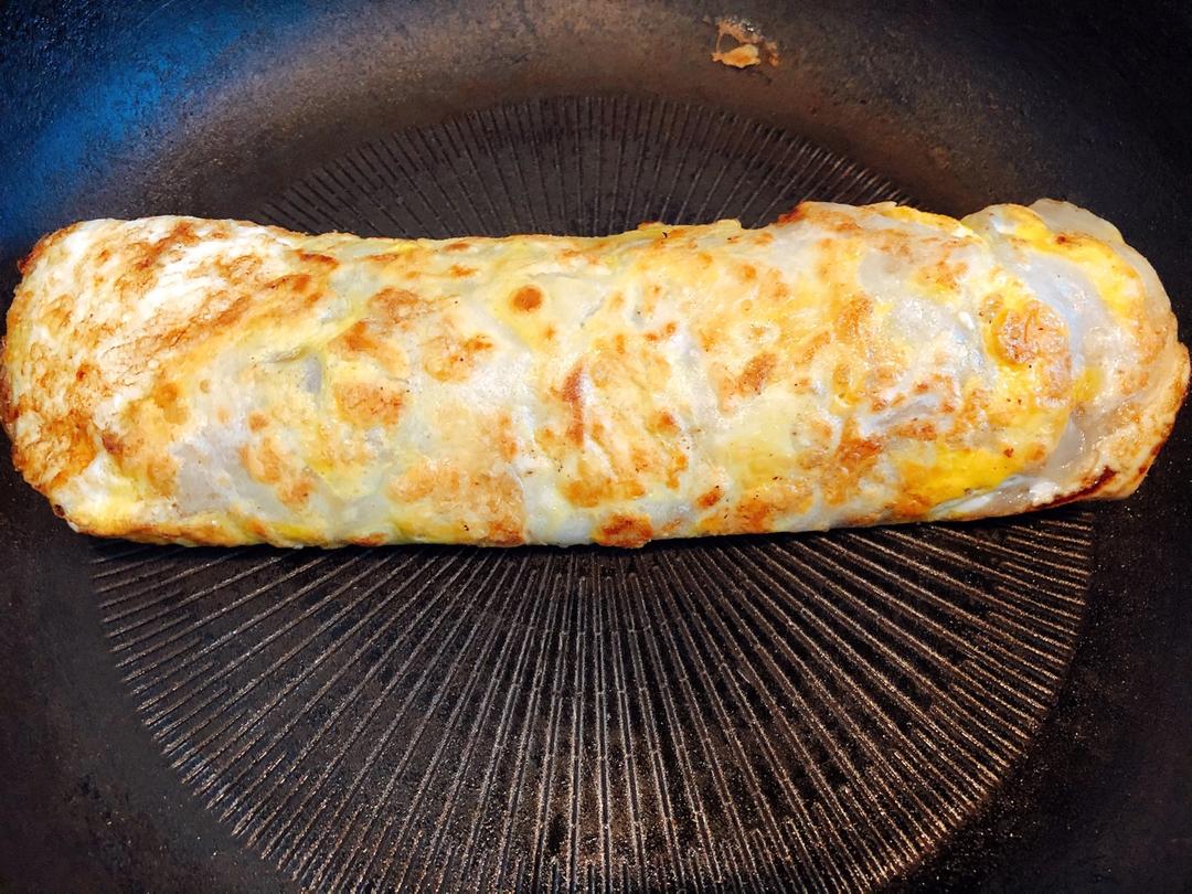 家庭版煎饼果子---快手健康早餐，利用家里现有材料