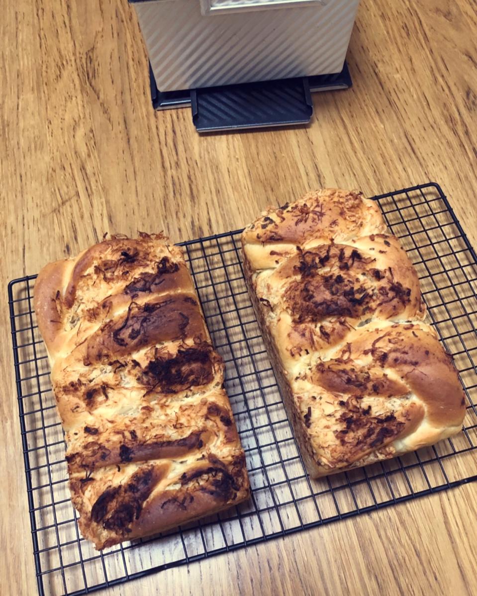 料多多系列---肉松吐司