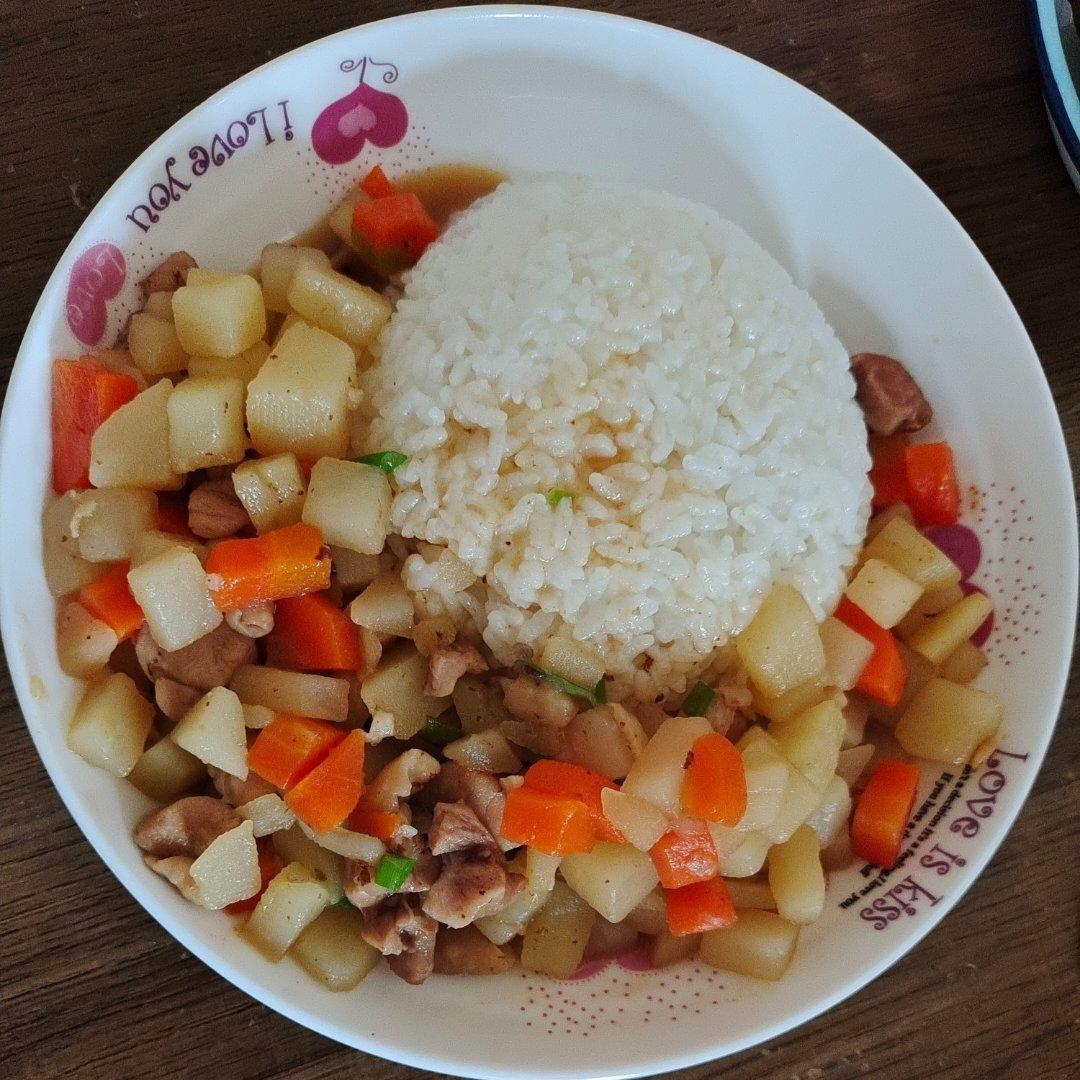 鸡肉盖浇饭
