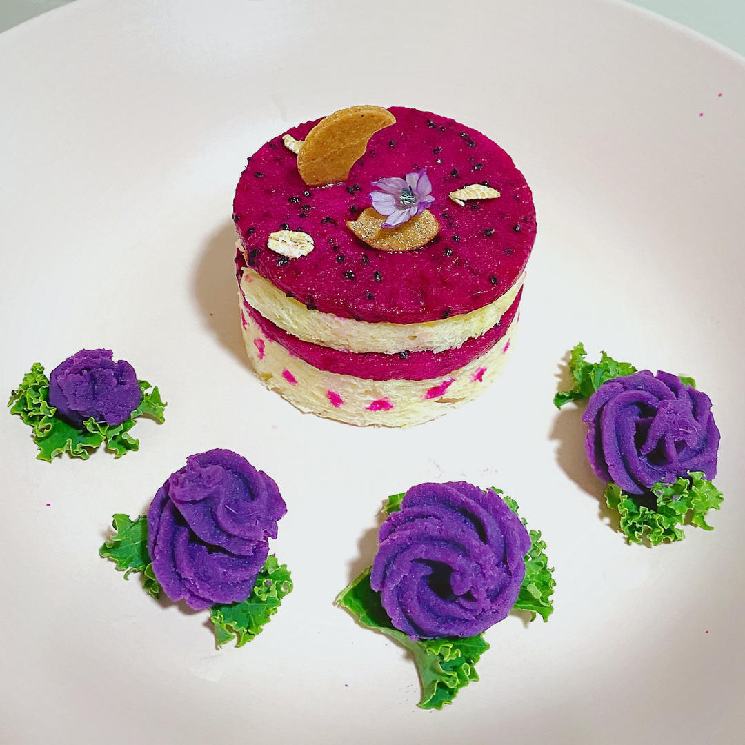 金枪鱼果粒塔塔沙拉