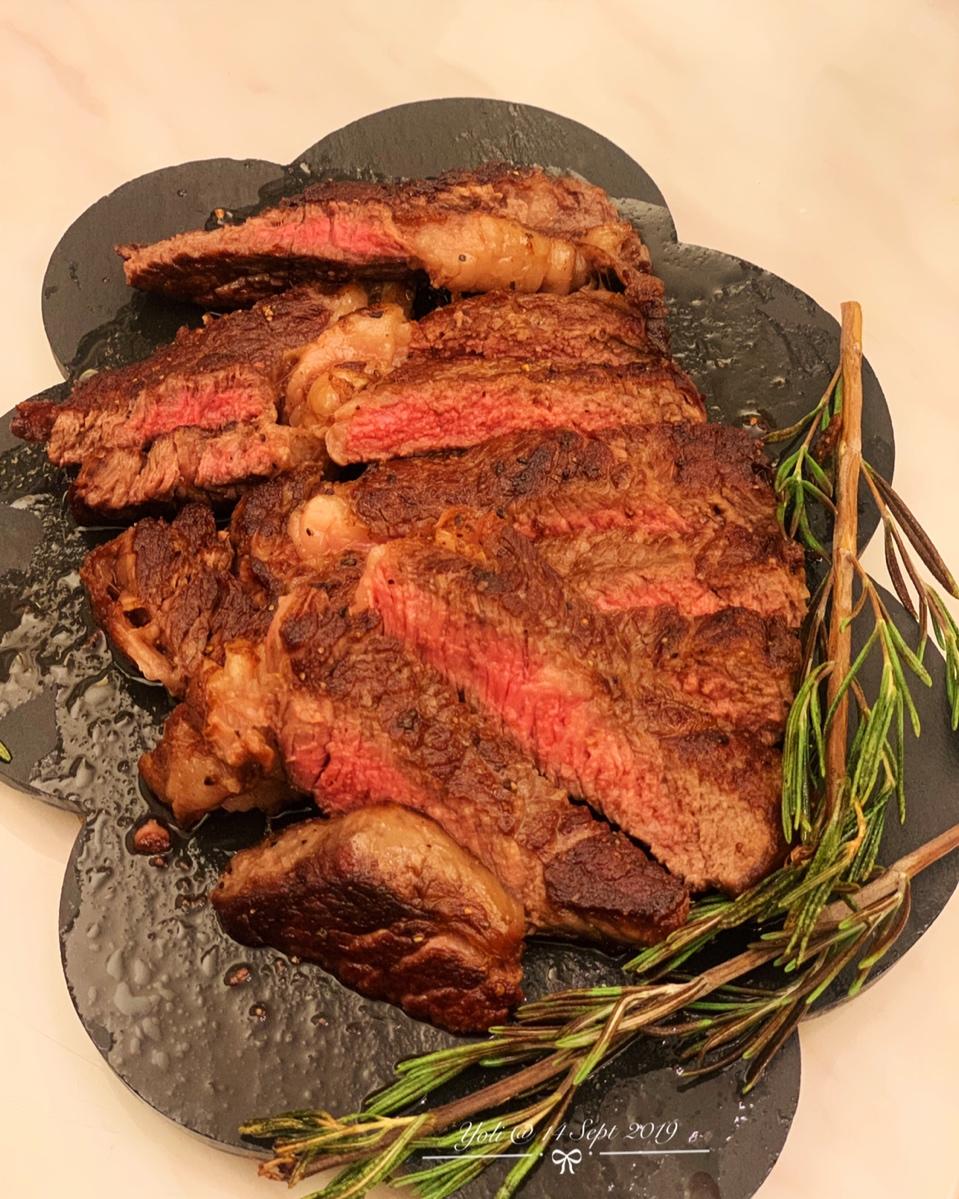 好吃到哭的煎牛排