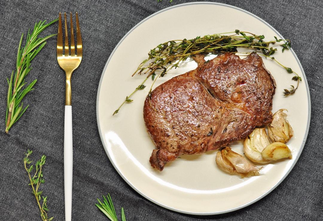 好吃到哭的煎牛排