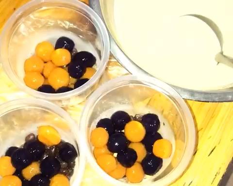 自制红豆芋圆奶茶