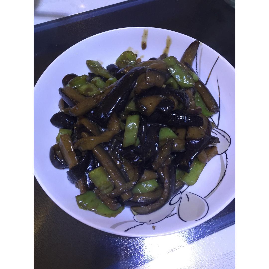 青椒炒茄子