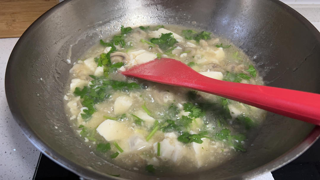 蘑菇豆腐汤