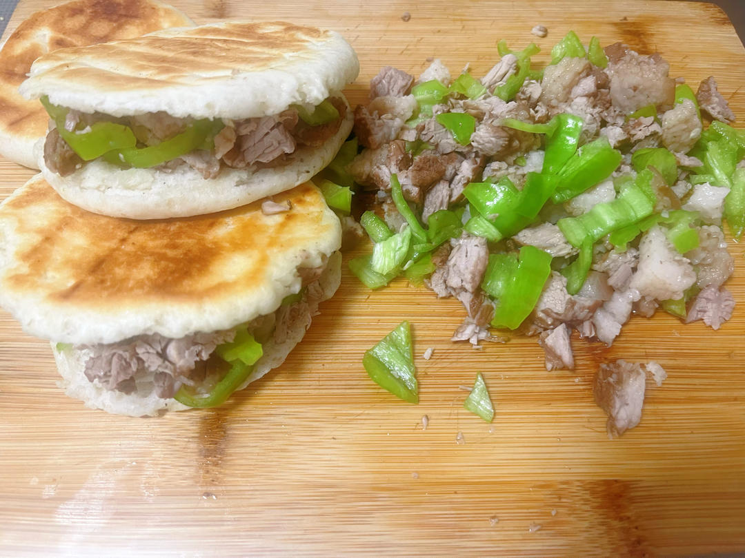 肉夹馍(白吉馍的制作)