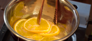 香橙蛋糕卷——换个花样吃橙子的做法 步骤1