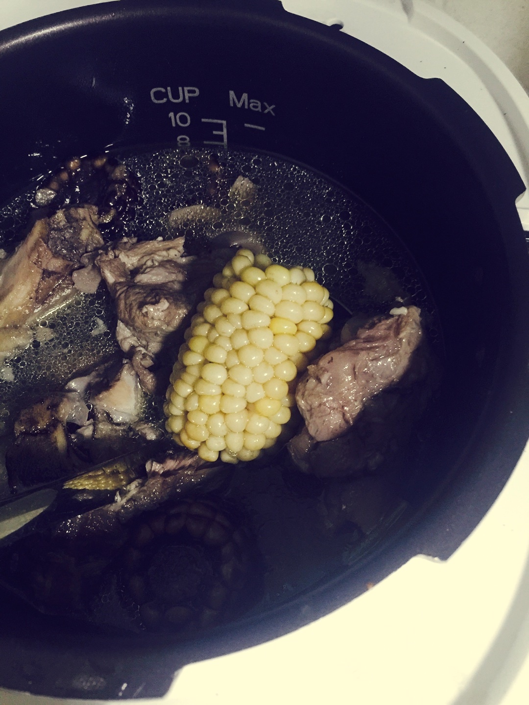 排骨玉米汤的做法
