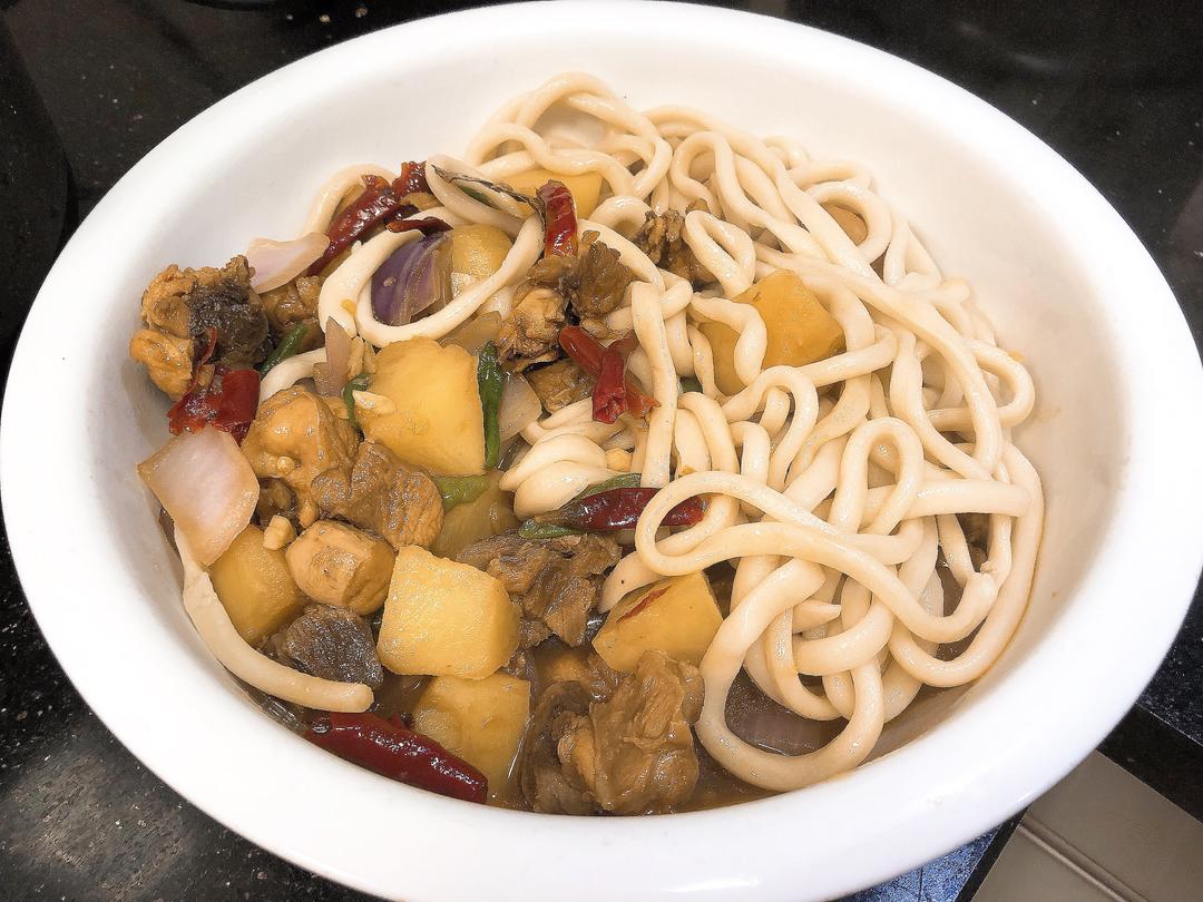 新疆大盘鸡的做法