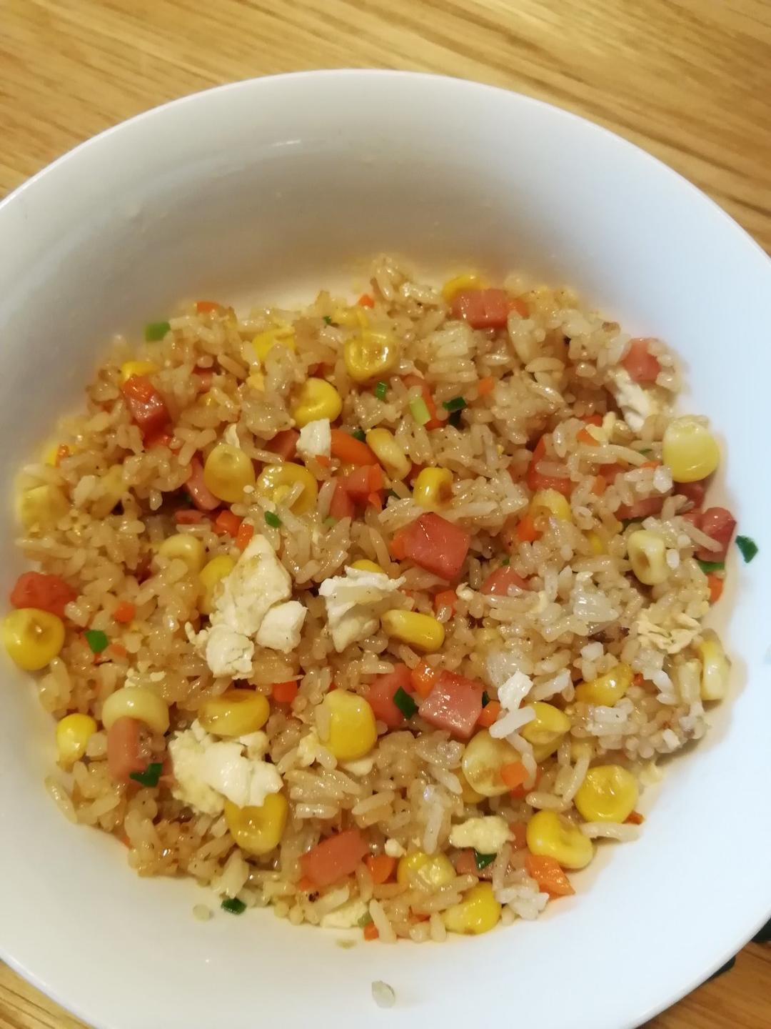 酱油蛋炒饭不可能难吃