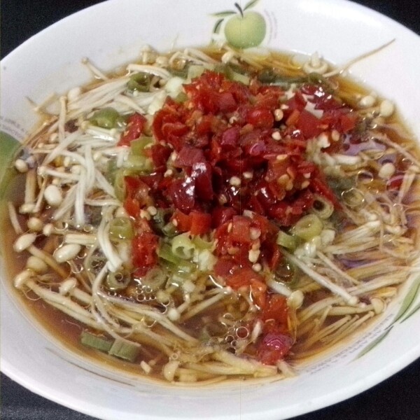 剁椒金针菇