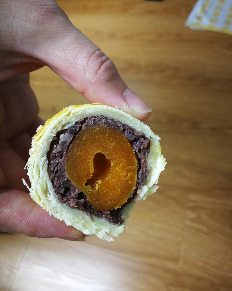 高筋面粉蛋黄酥