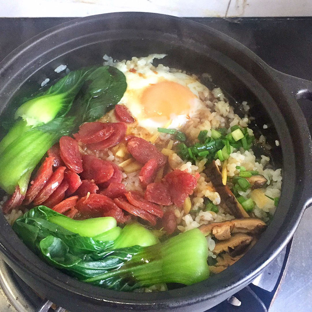 香肠煲仔饭