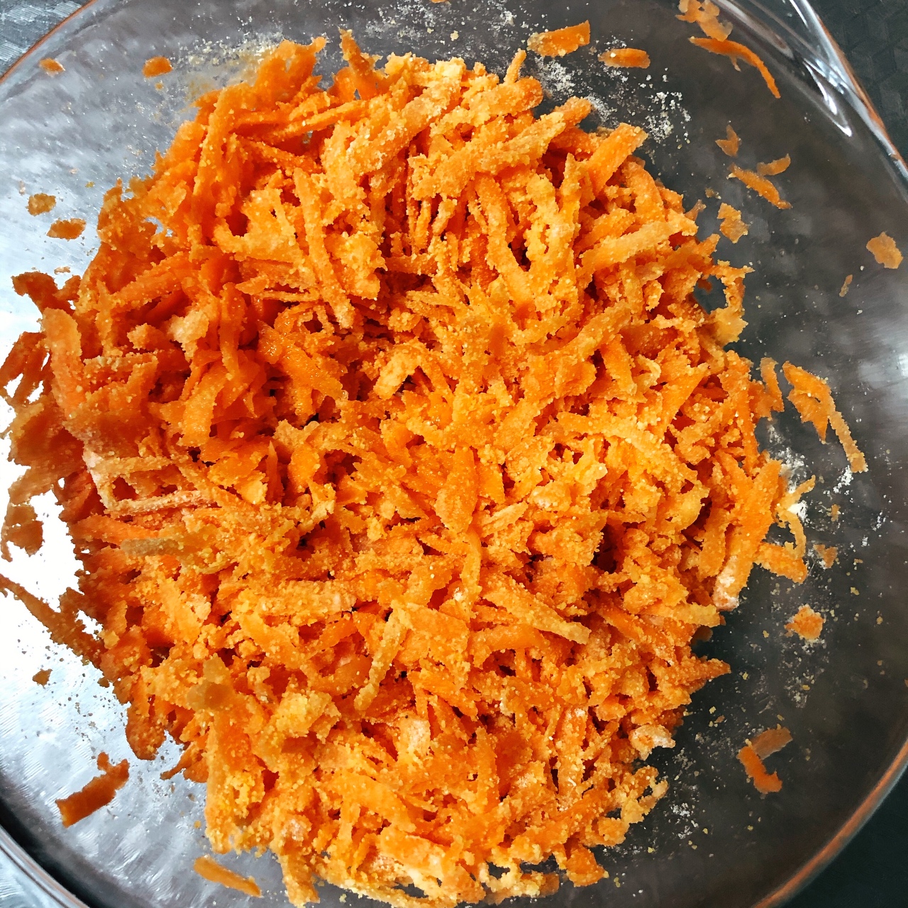 一口就忘不了的粉蒸胡萝卜🥕超快手低脂低卡减脂营养餐🥣（豫菜风味）的做法 步骤4