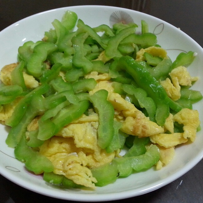 苦瓜炒蛋