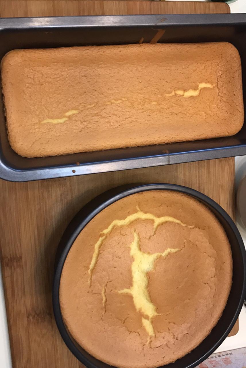 xurui做的烤箱做蛋糕戚风蛋糕的做法