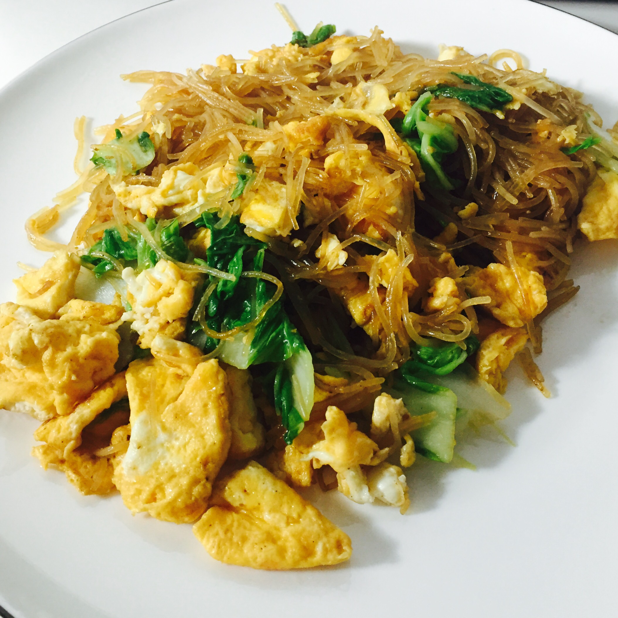 包菜粉丝炒鸡蛋