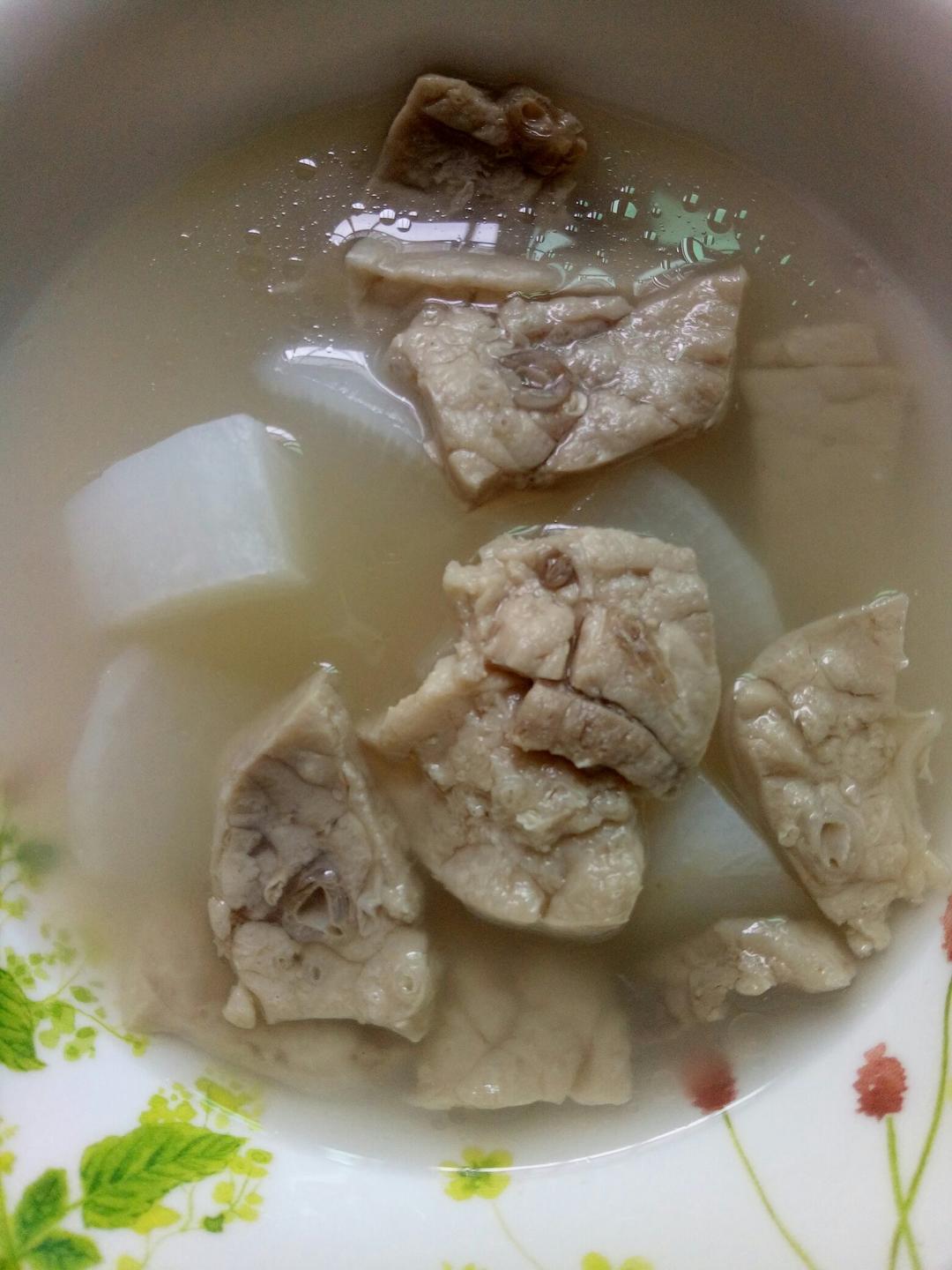 穗穗815做的萝卜炖猪肺