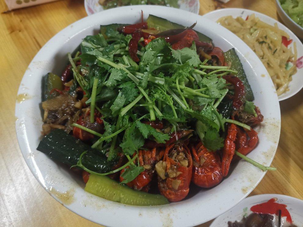 香辣小龙虾-超详细处理干净步骤！