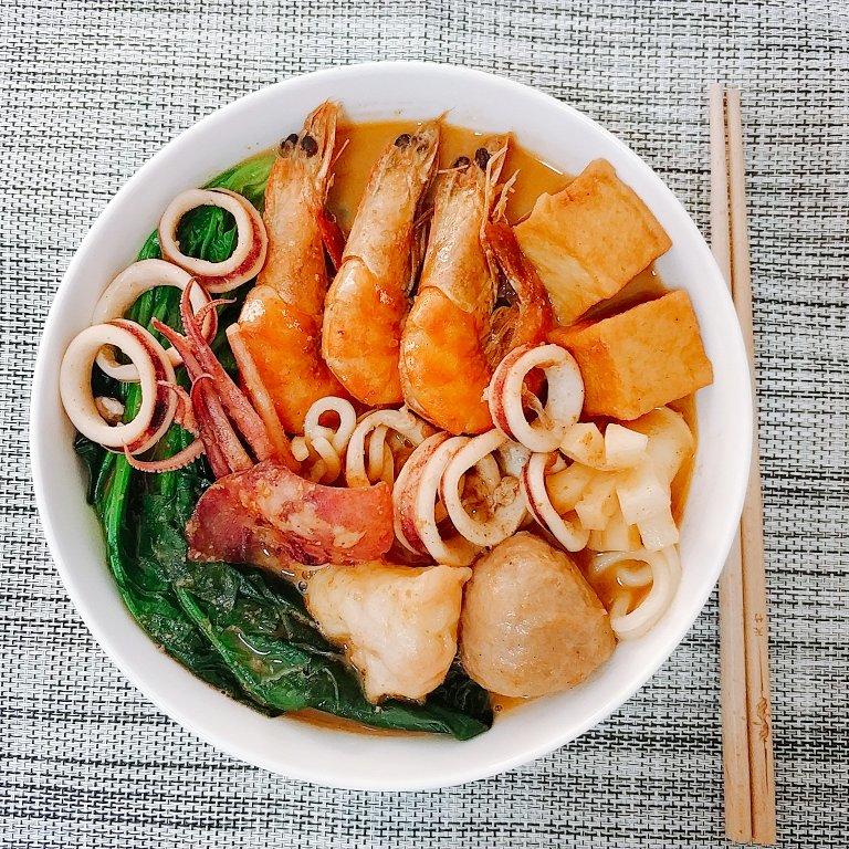 旷野迹做的足料沙茶面