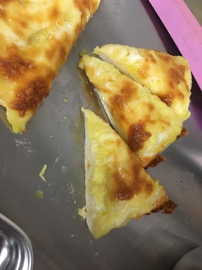 榴莲披萨及饼底制作