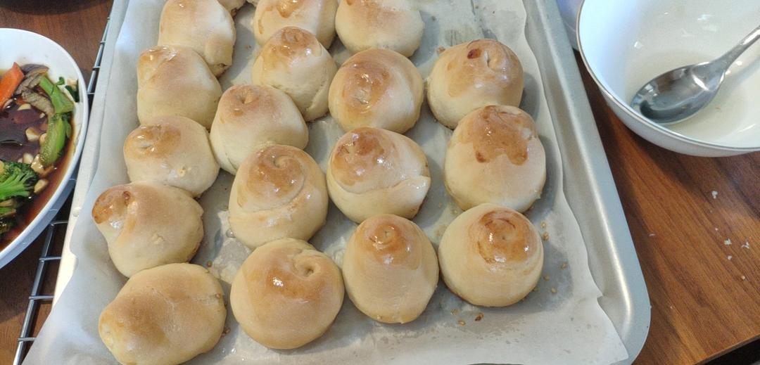 蜂蜜脆底小面包