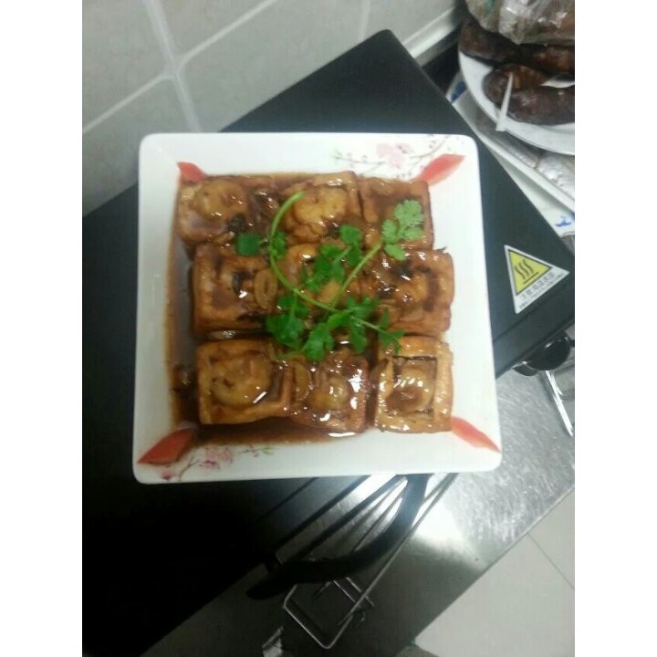 虾仁猪肉酿豆腐