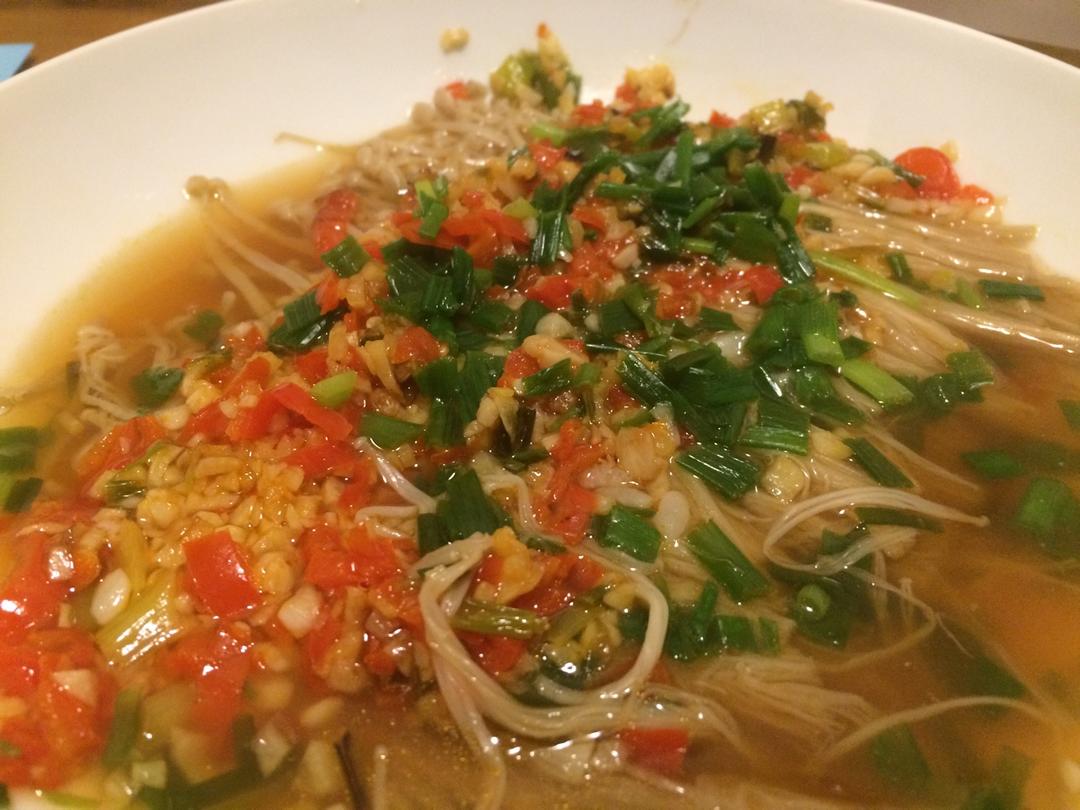 蒜蓉蒸金针菇