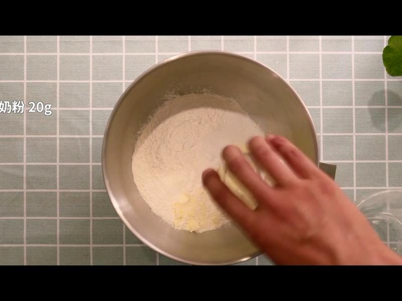 纯奶手撕吐司的做法 步骤1