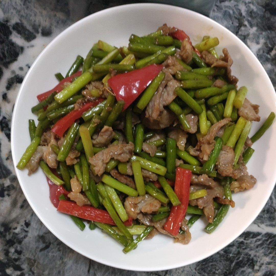 快手家常菜 蒜苔（蒜苗）炒肉