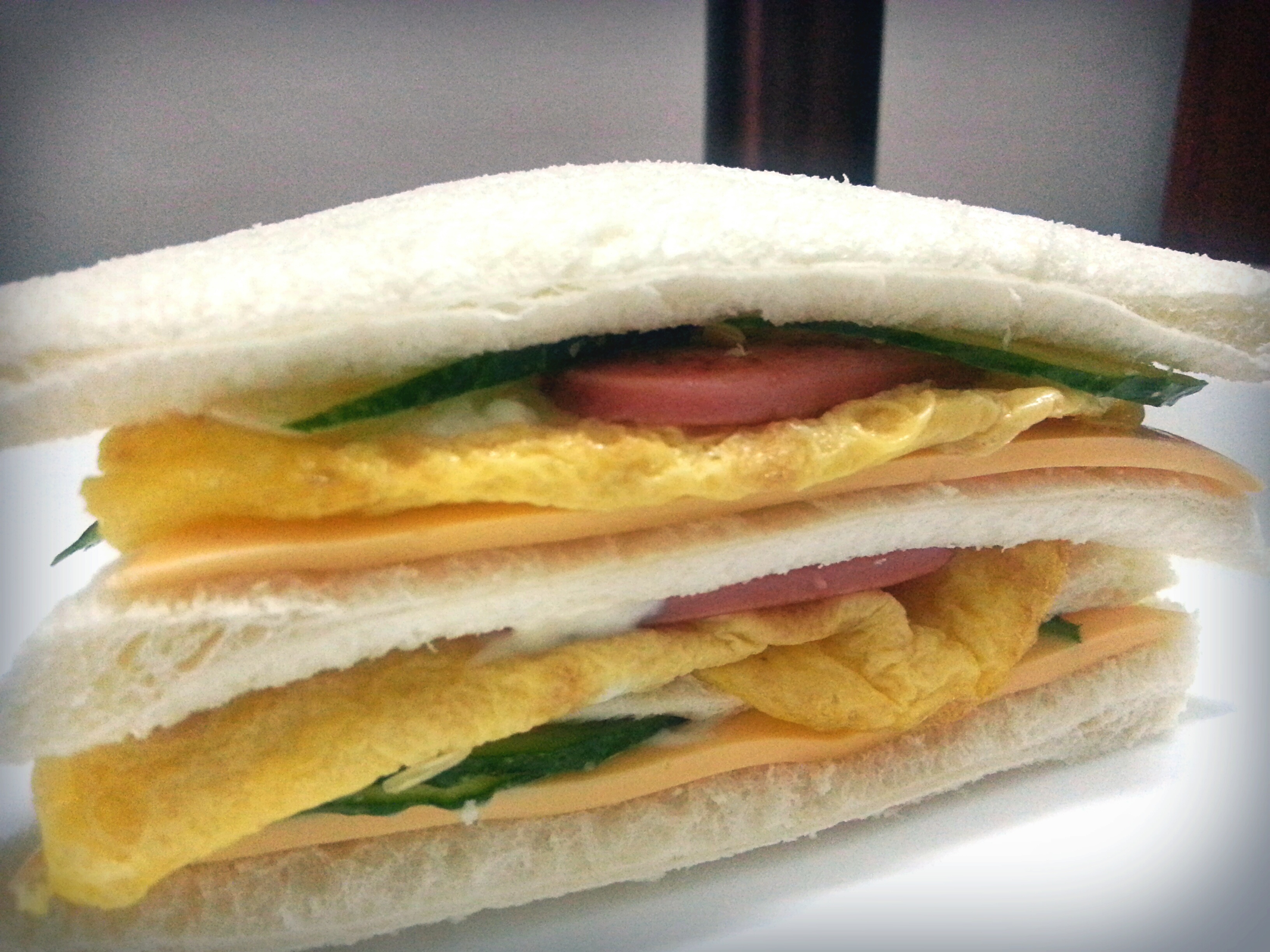 火腿煎蛋三文治