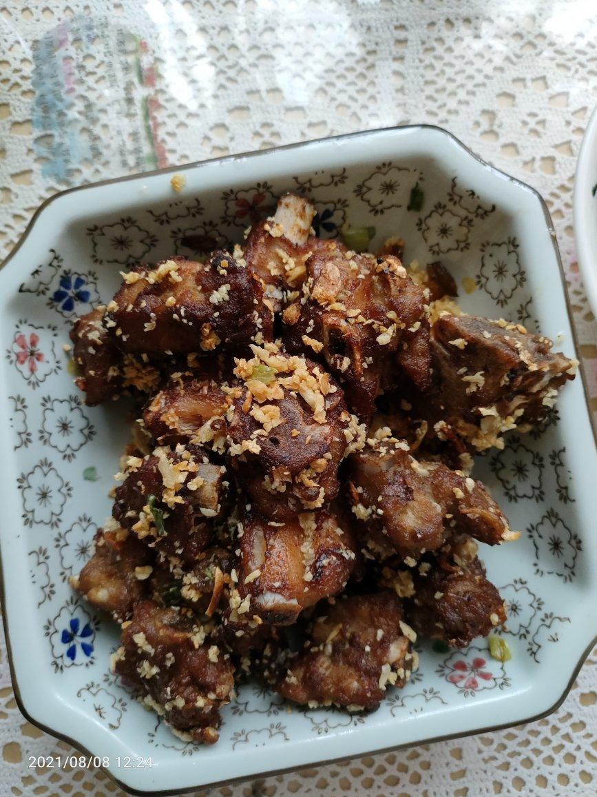 金牌蒜香排骨