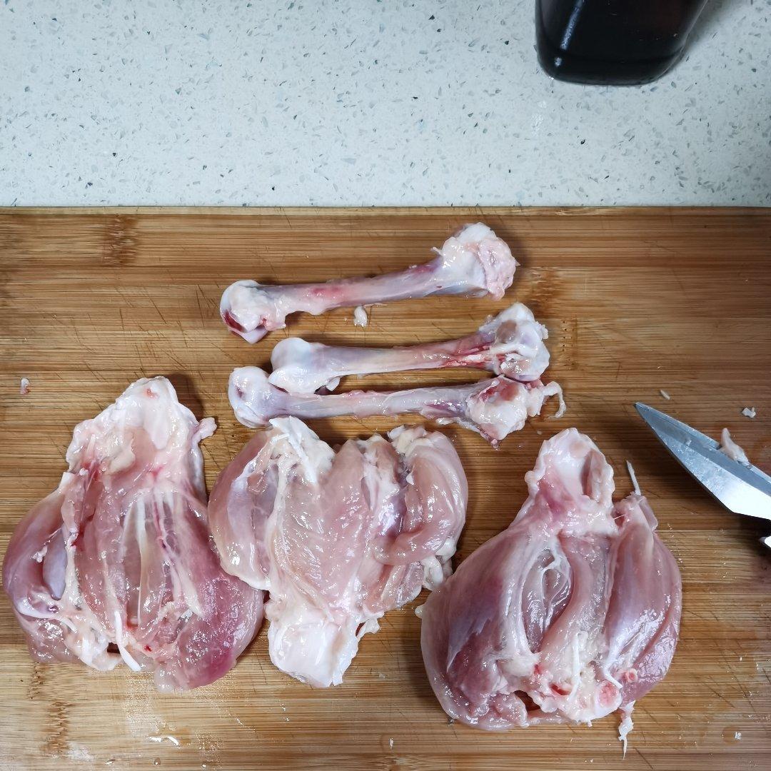 快速鸡腿去骨