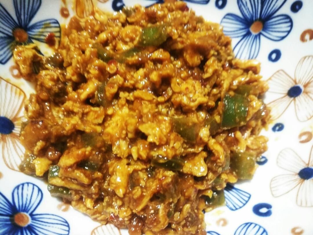 鸡蛋辣椒酱卤子