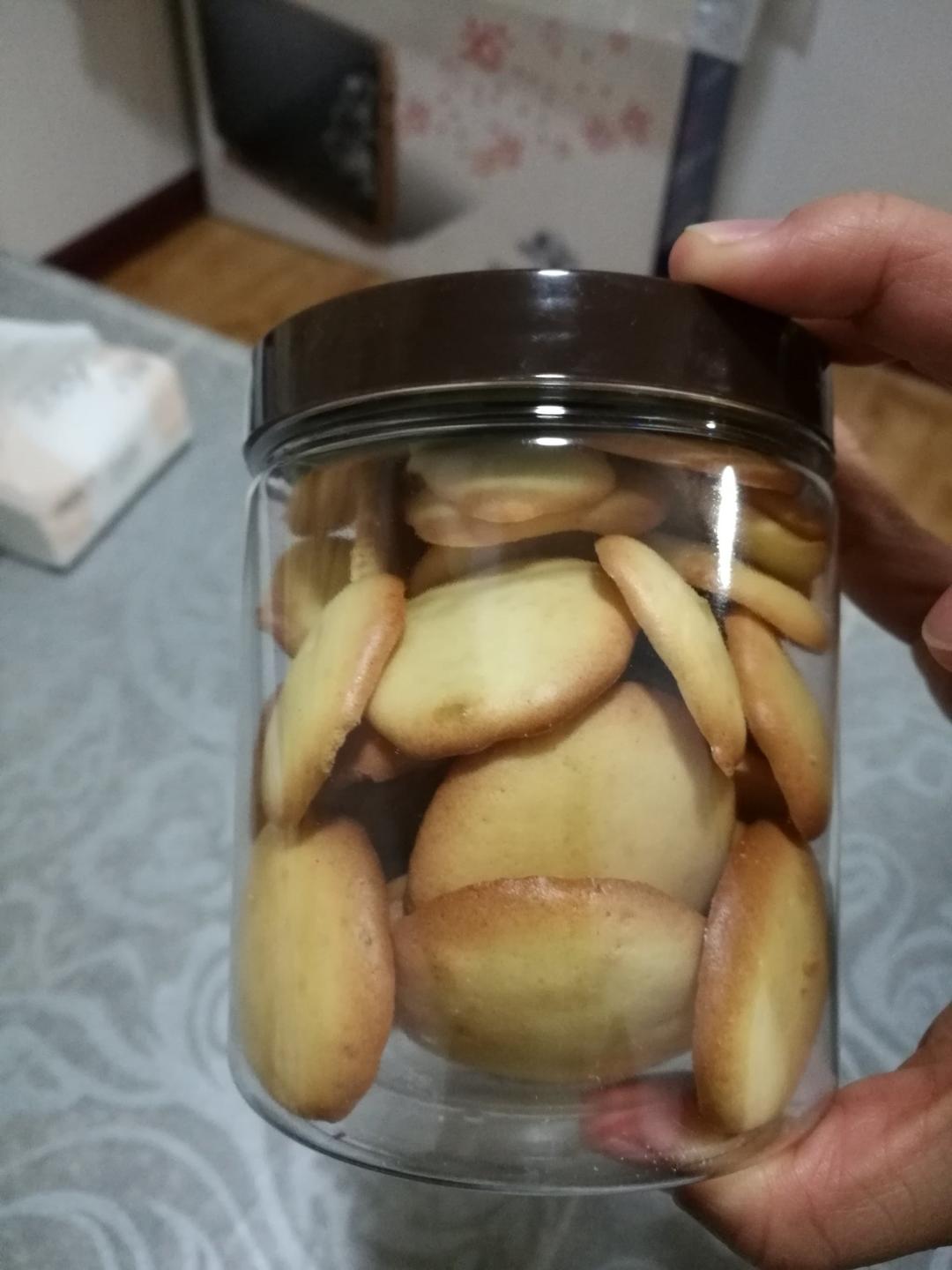 酥脆蛋香小饼干