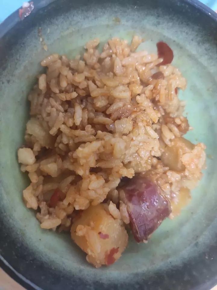 土豆焖饭（电饭锅版）