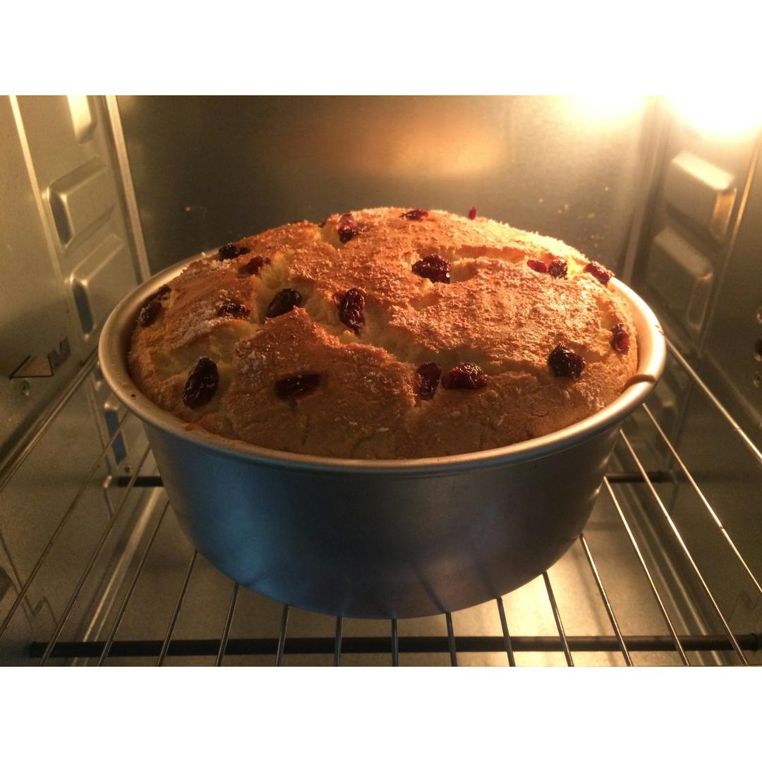 烤箱做蛋糕（戚风蛋糕的做法）