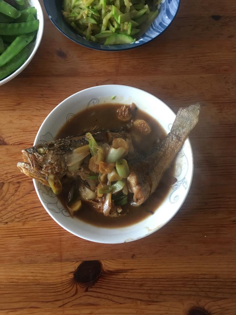 红烧大黄鱼